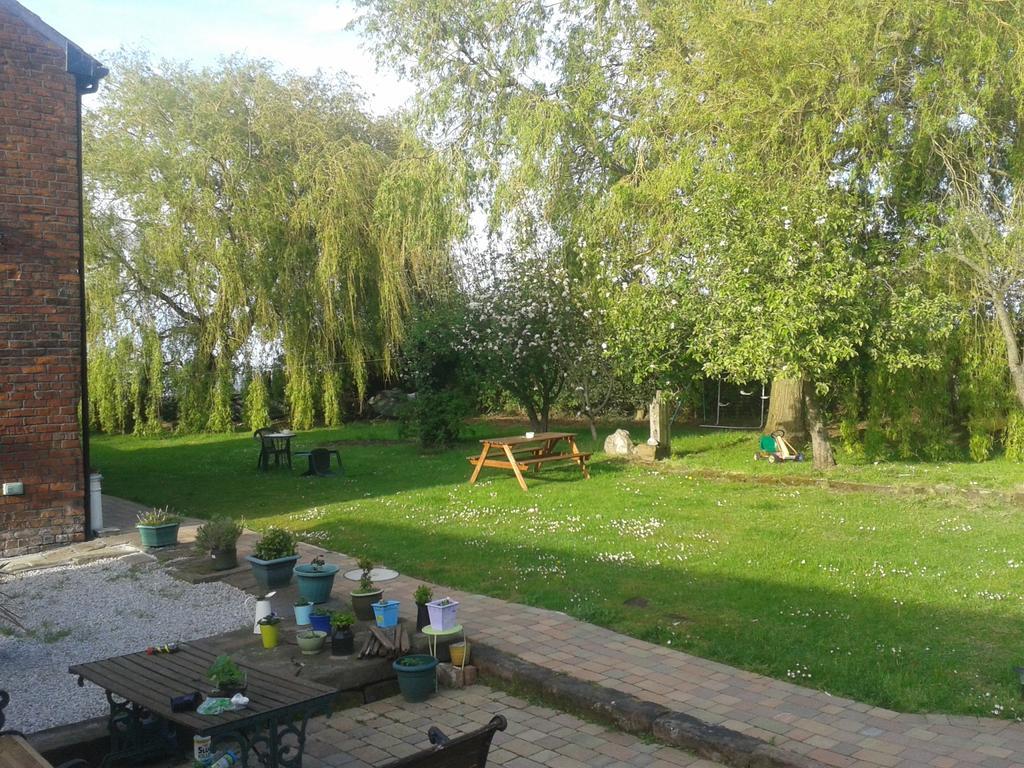 Brook Barn B&B Хейл Екстер'єр фото