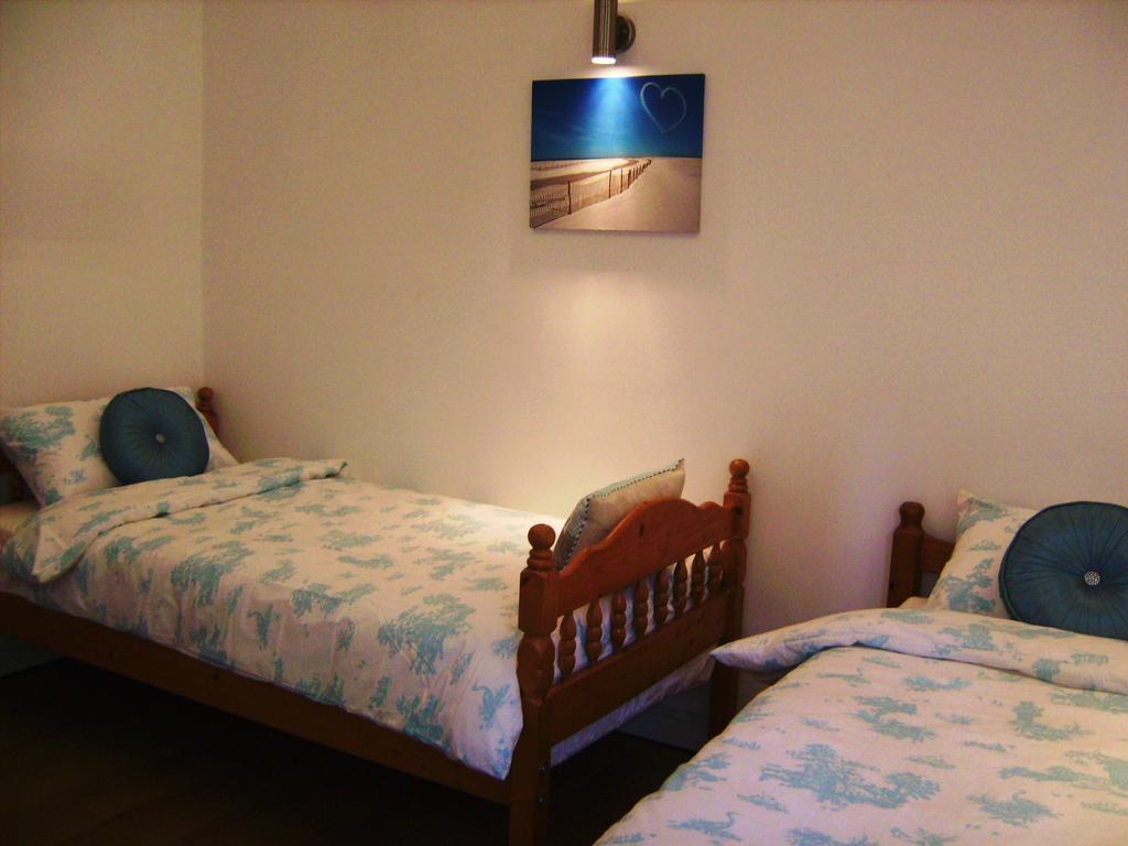 Brook Barn B&B Хейл Номер фото