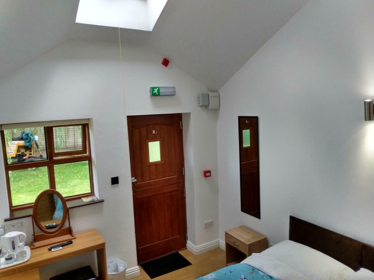 Brook Barn B&B Хейл Екстер'єр фото