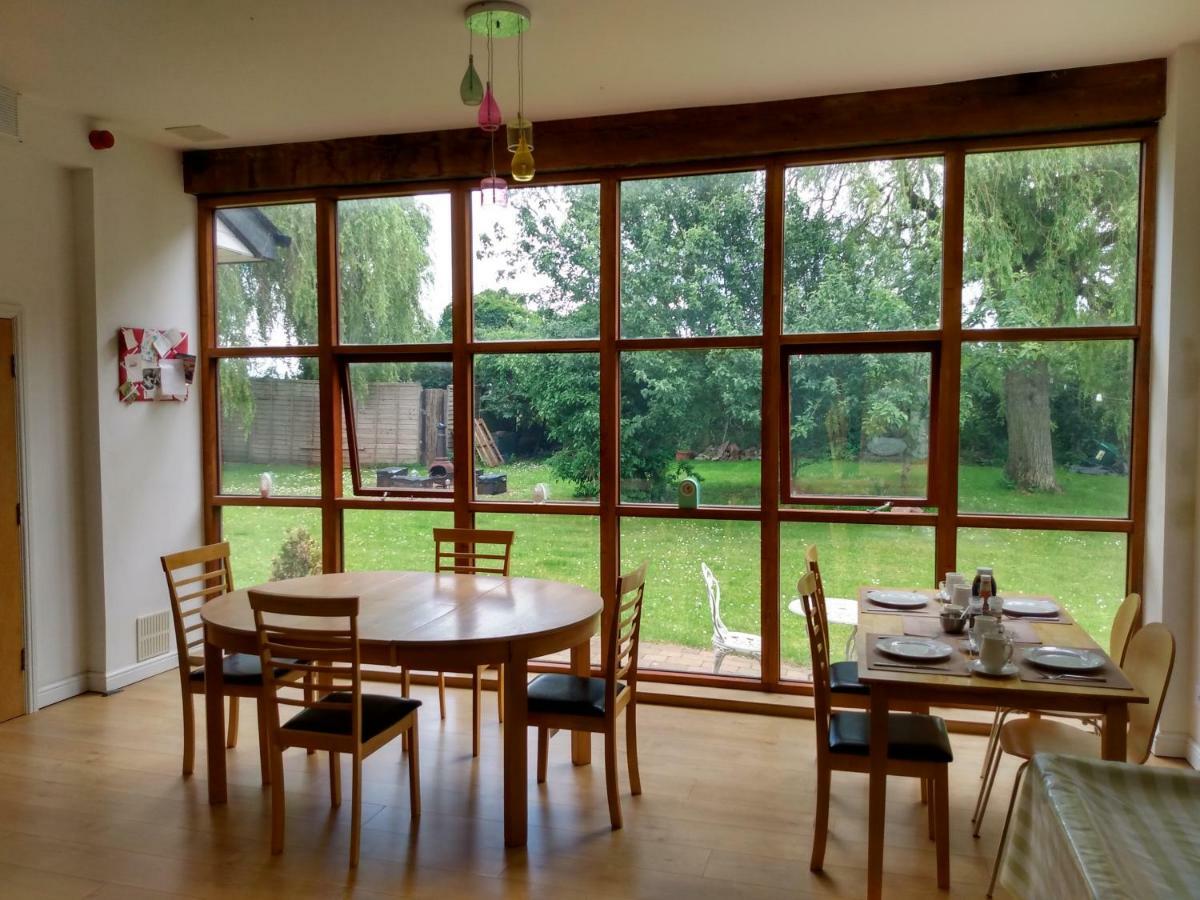 Brook Barn B&B Хейл Екстер'єр фото